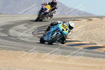 media/Oct-04-2025-CVMA (Sat) [[408bcdd6e4]]/Race 10-Amateur Supersport Middleweight/